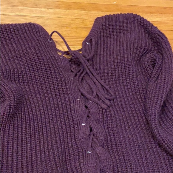 Cropped sweater - Picture 3 of 3